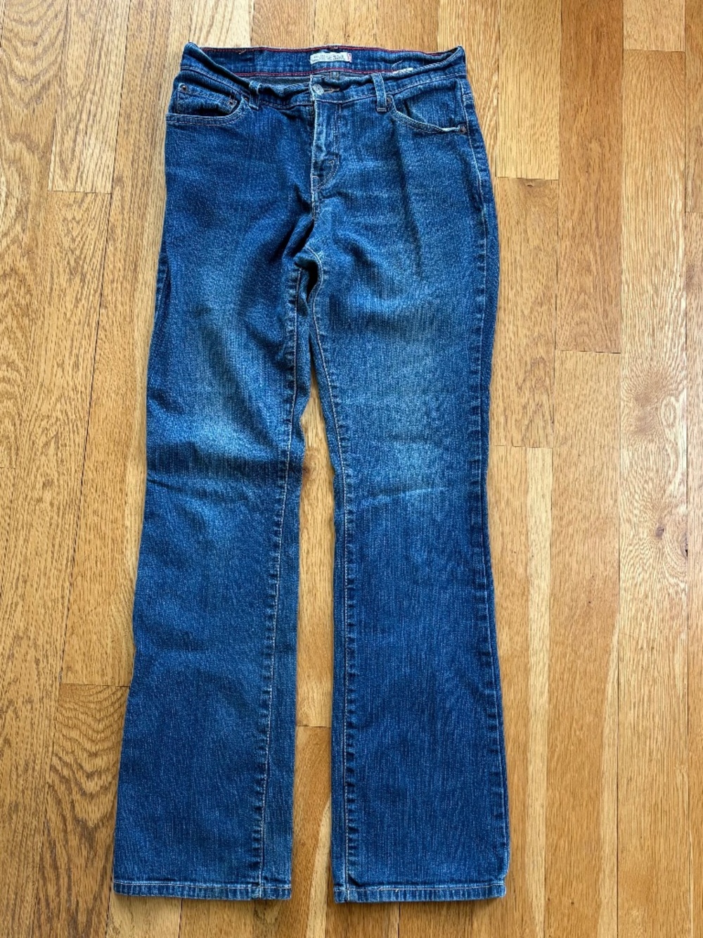 Vintage Levis Women's 550 Relaxed Boot Cut 6 long
